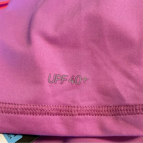 Nike Women's Size M Dri-Fit UPF 40+ Pink Swoosh Swim Short Sleeve Shirt Gorpcore - Picture 6 of 10